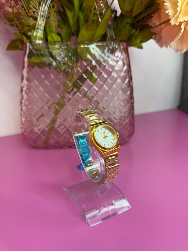 Montre ieke 5
